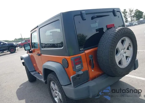 2011 Jeep Wrangler Sport z USA, uszkodzony, nr VIN 1J4AA2D10BL520310